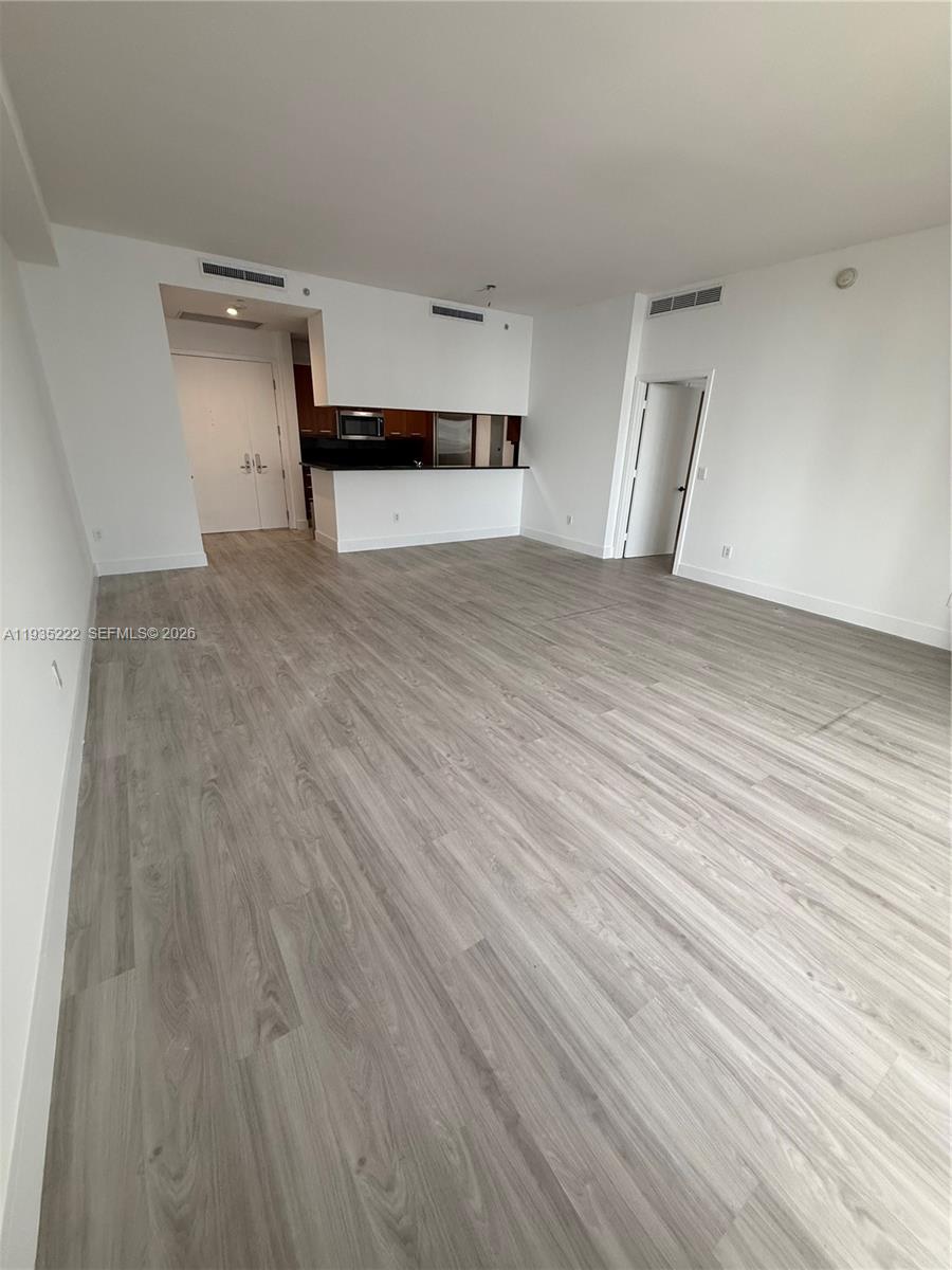 CARBONELL CONDO - Residential