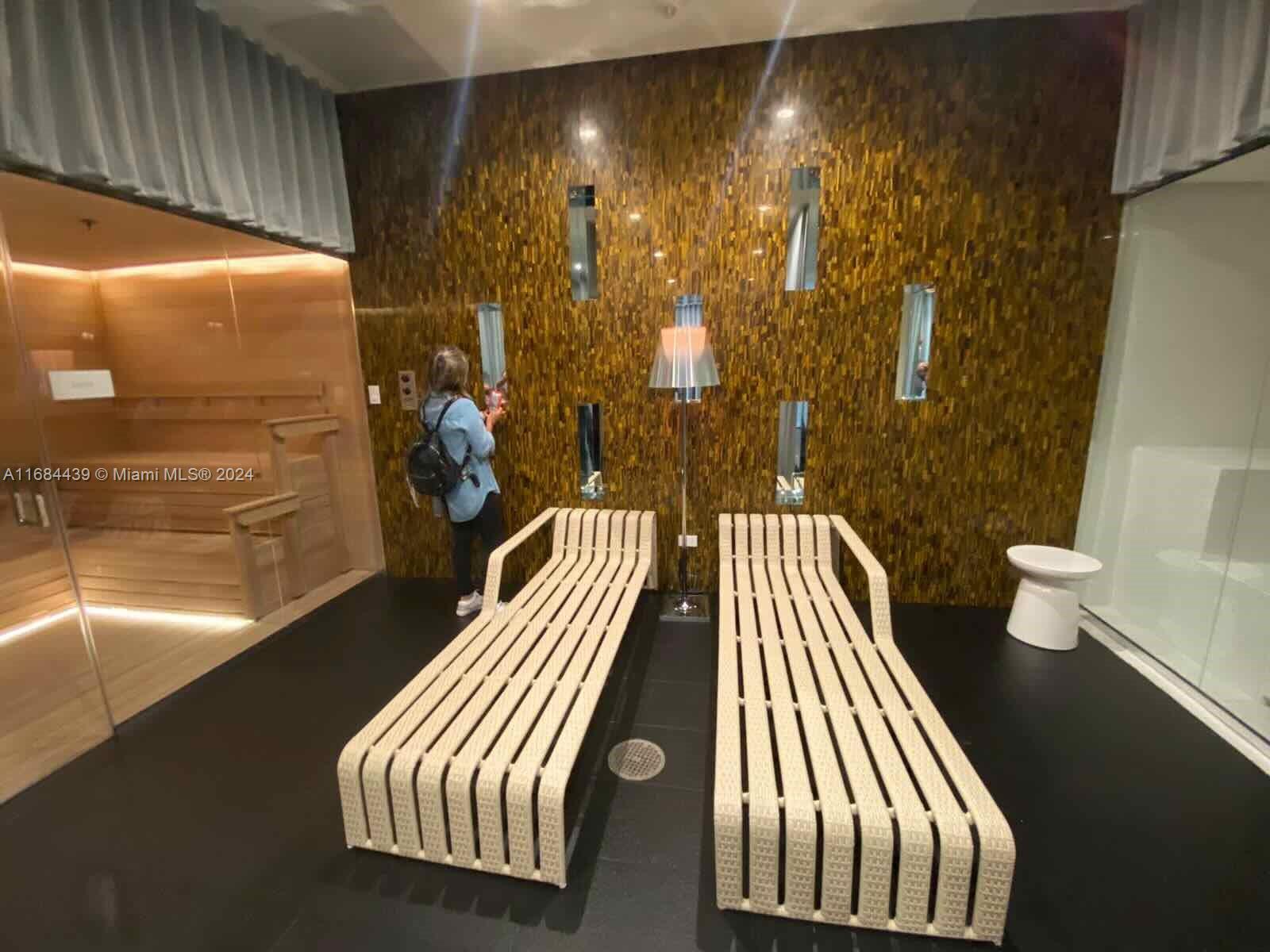 METROPICA NORTH TOWER ONE - Residential