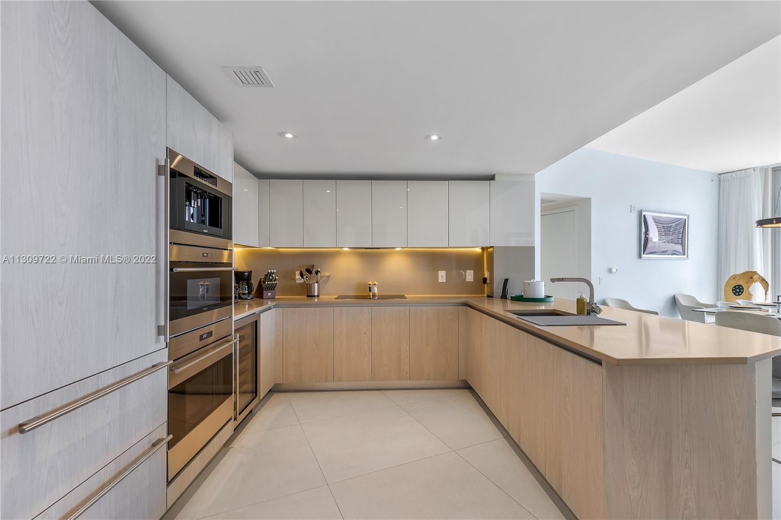 The Hyde Resort - Residential Lease