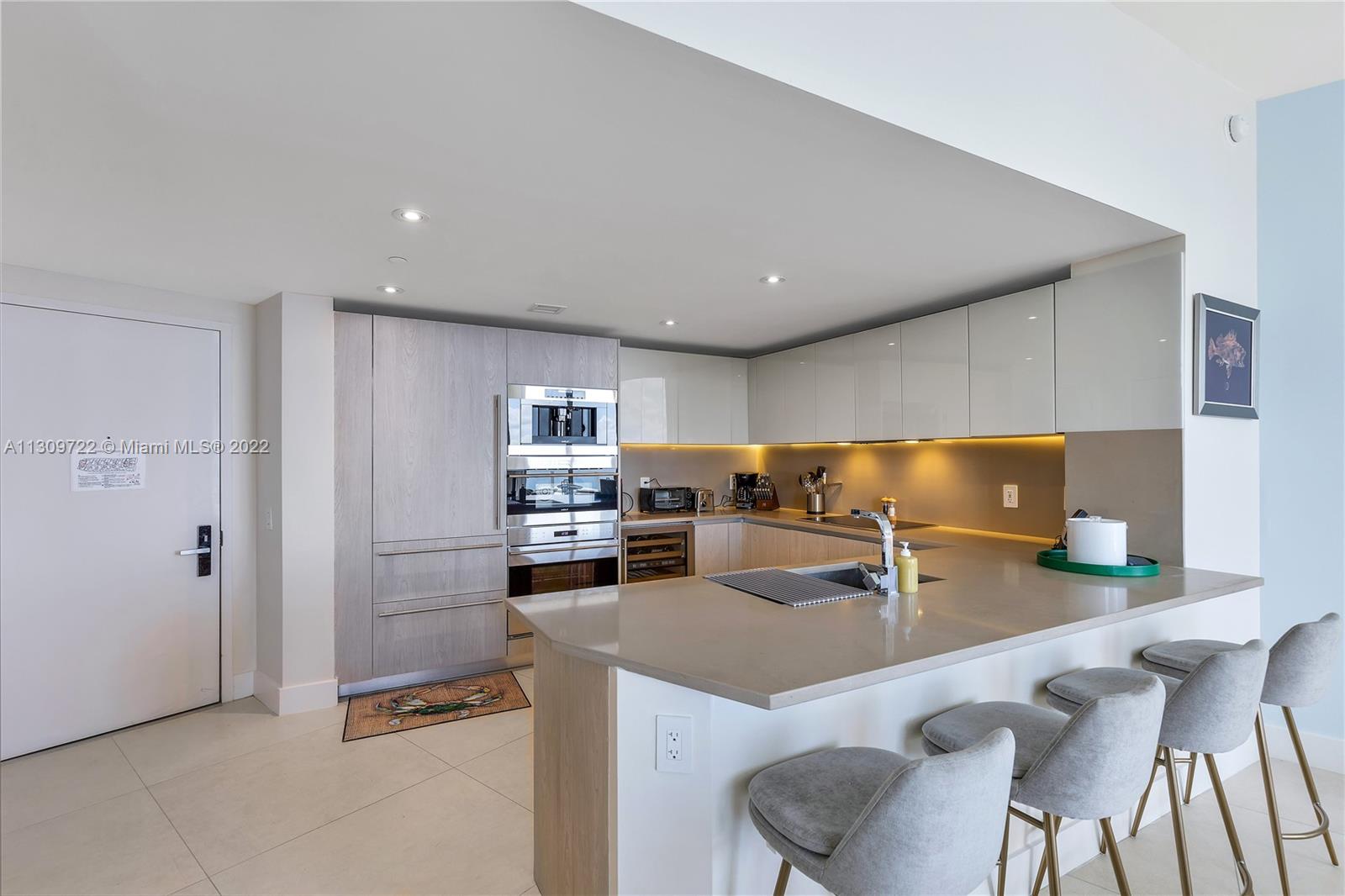 The Hyde Resort - Residential Lease