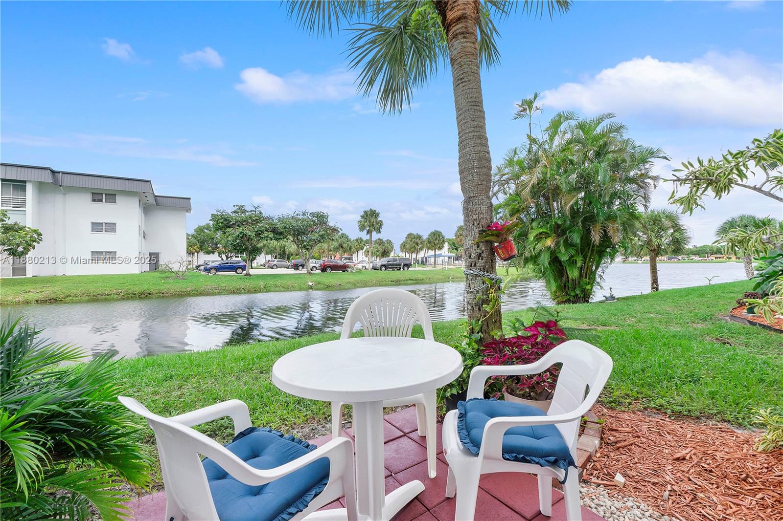 CASTLE APARTMENTS 14 COND - Residential