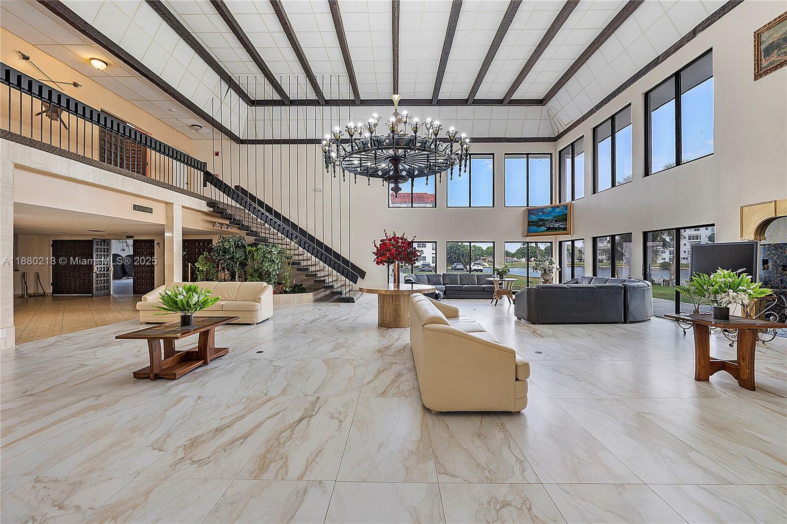 CASTLE APARTMENTS 14 COND - Residential