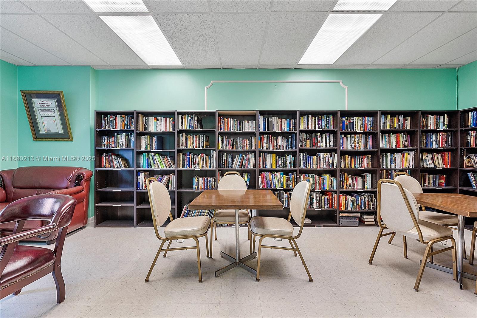 CASTLE APARTMENTS 14 COND - Residential