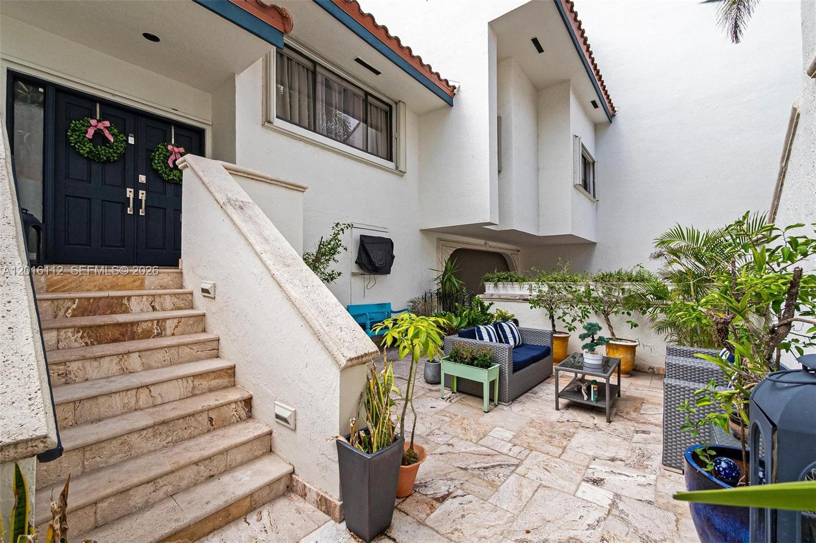 L HERMITAGE - Residential