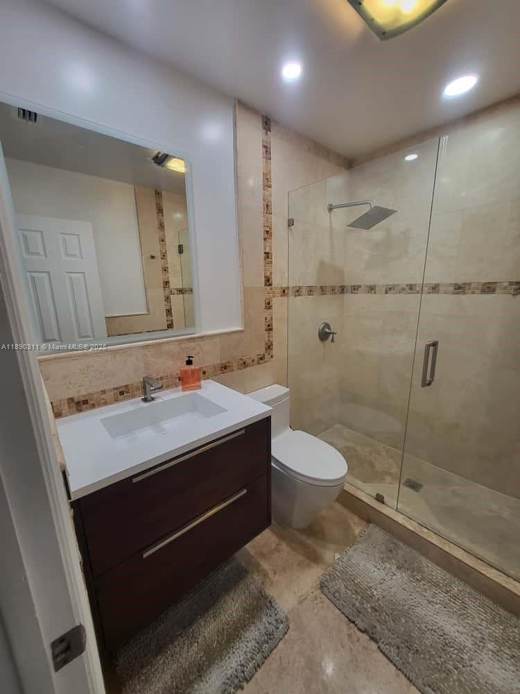 PIERPOINTE EAST CONDO ONE - Residential Lease