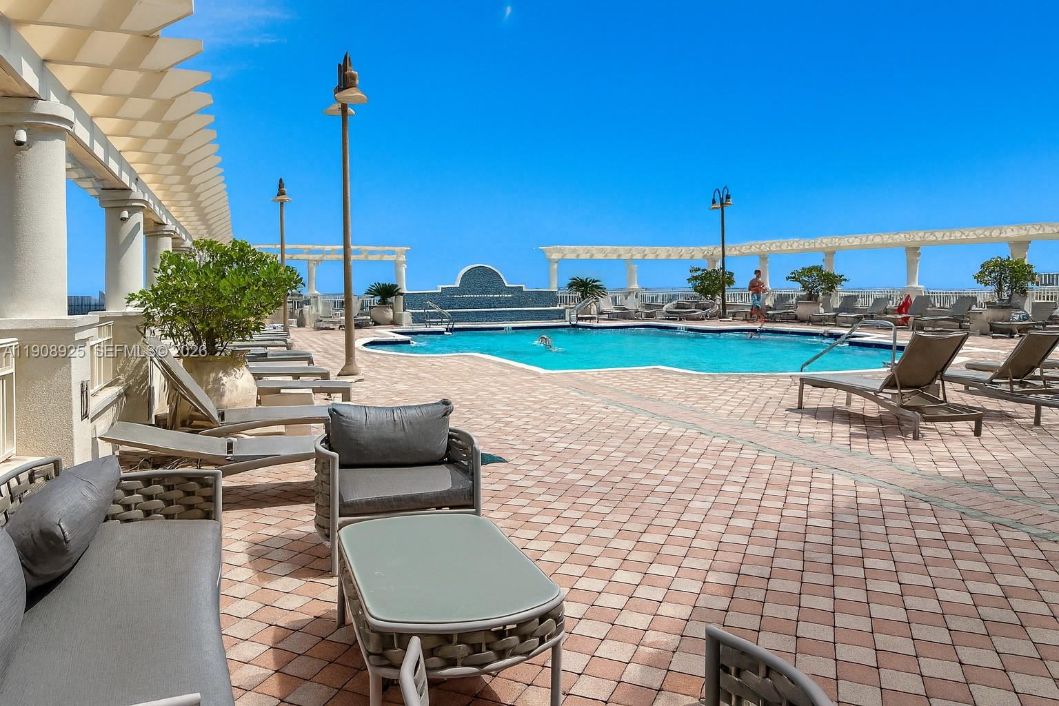 NURIVER LANDING CONDO - Residential