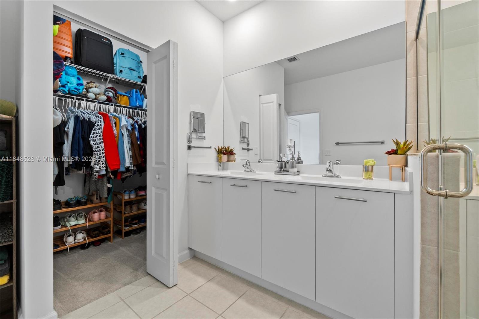 GOLF PARK SEC 1 - Residential