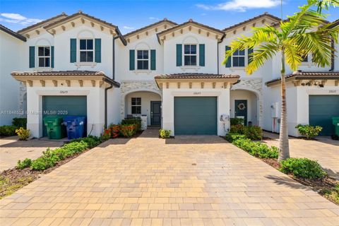 12625 NW 23rd Pl Miami FL 33167