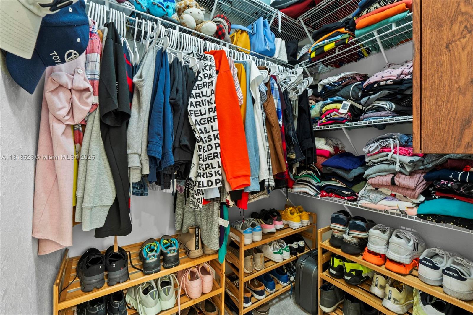 GOLF PARK SEC 1 - Residential