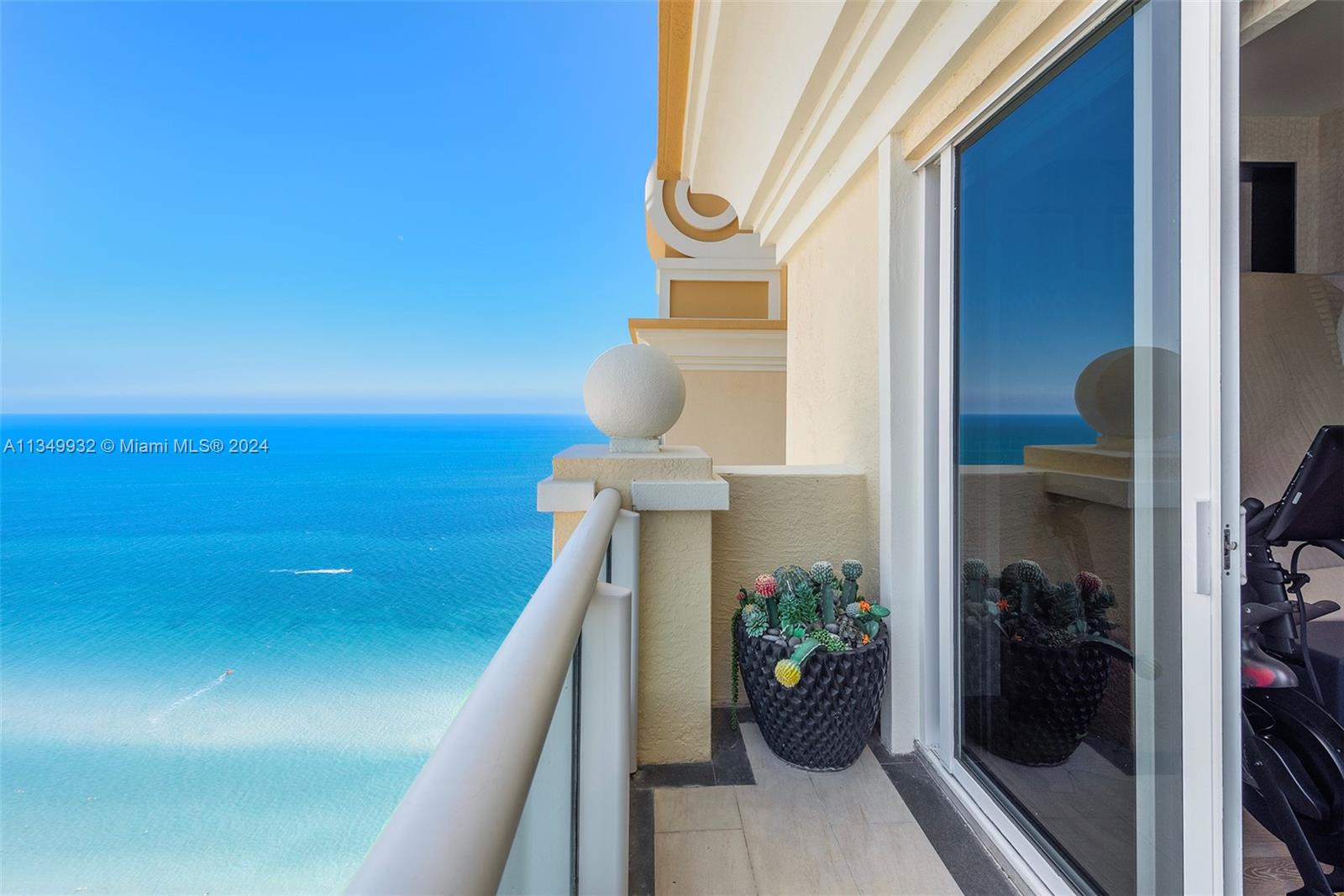 ACQUALINA OCEAN RESIDENCE - Residential