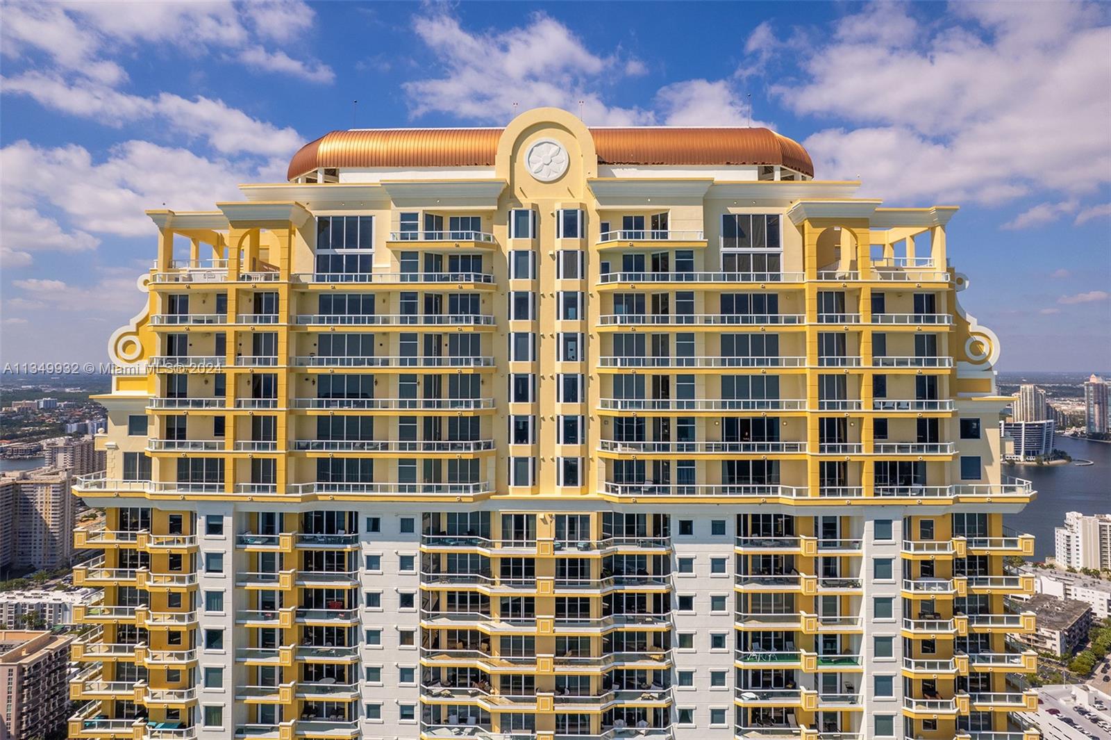 ACQUALINA OCEAN RESIDENCE - Residential