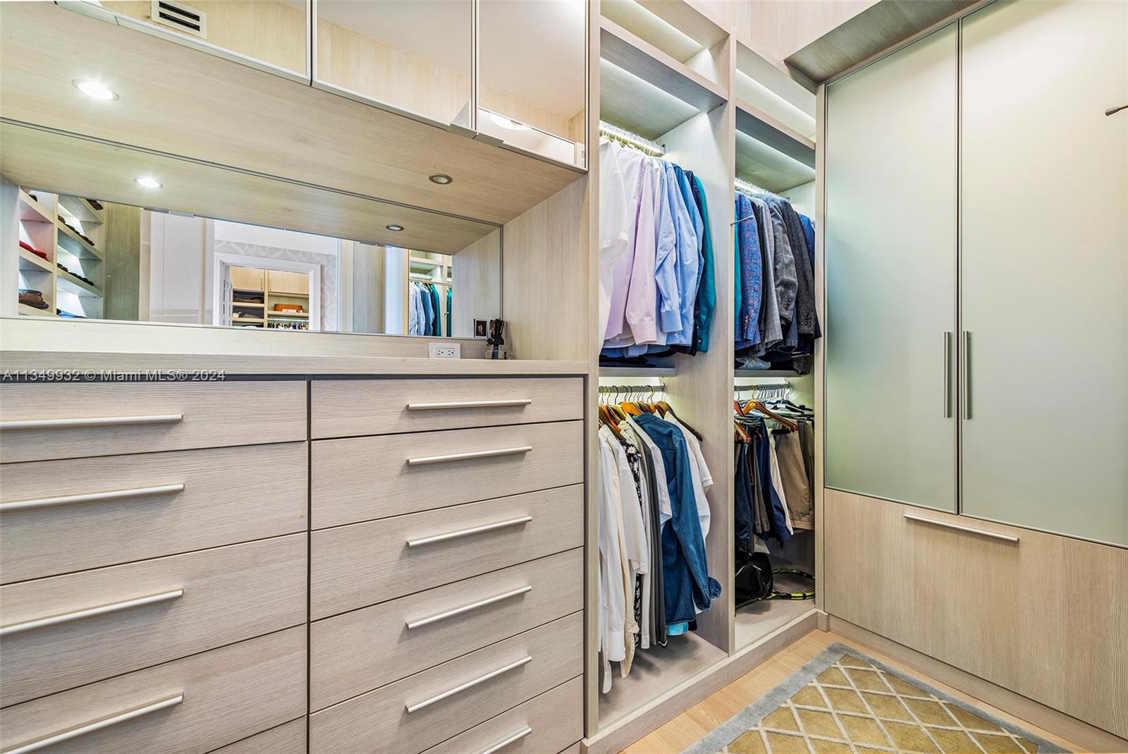 ACQUALINA OCEAN RESIDENCE - Residential