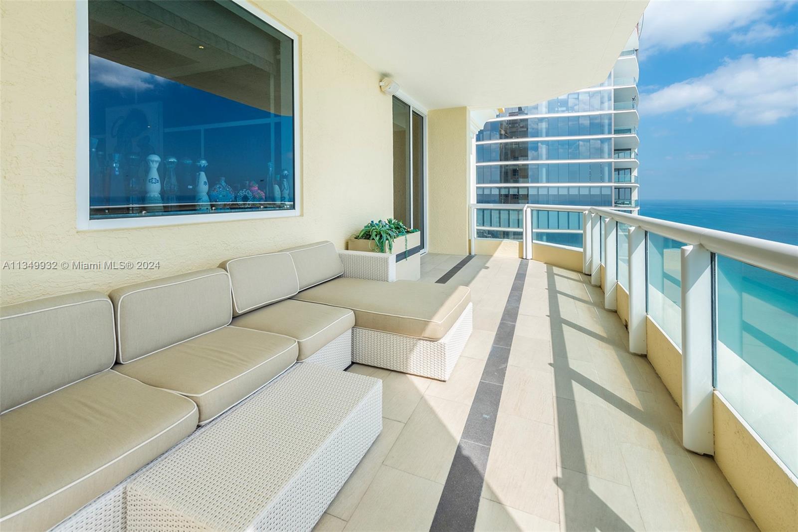 ACQUALINA OCEAN RESIDENCE - Residential