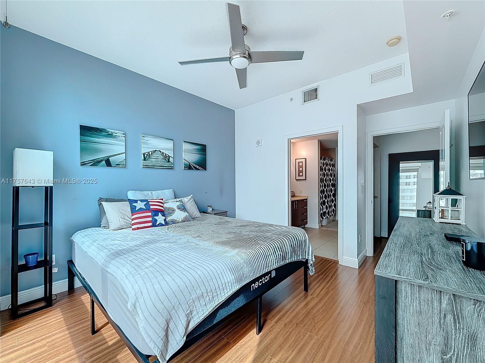 OCEAN MARINE YACHT CLUB C - Residential