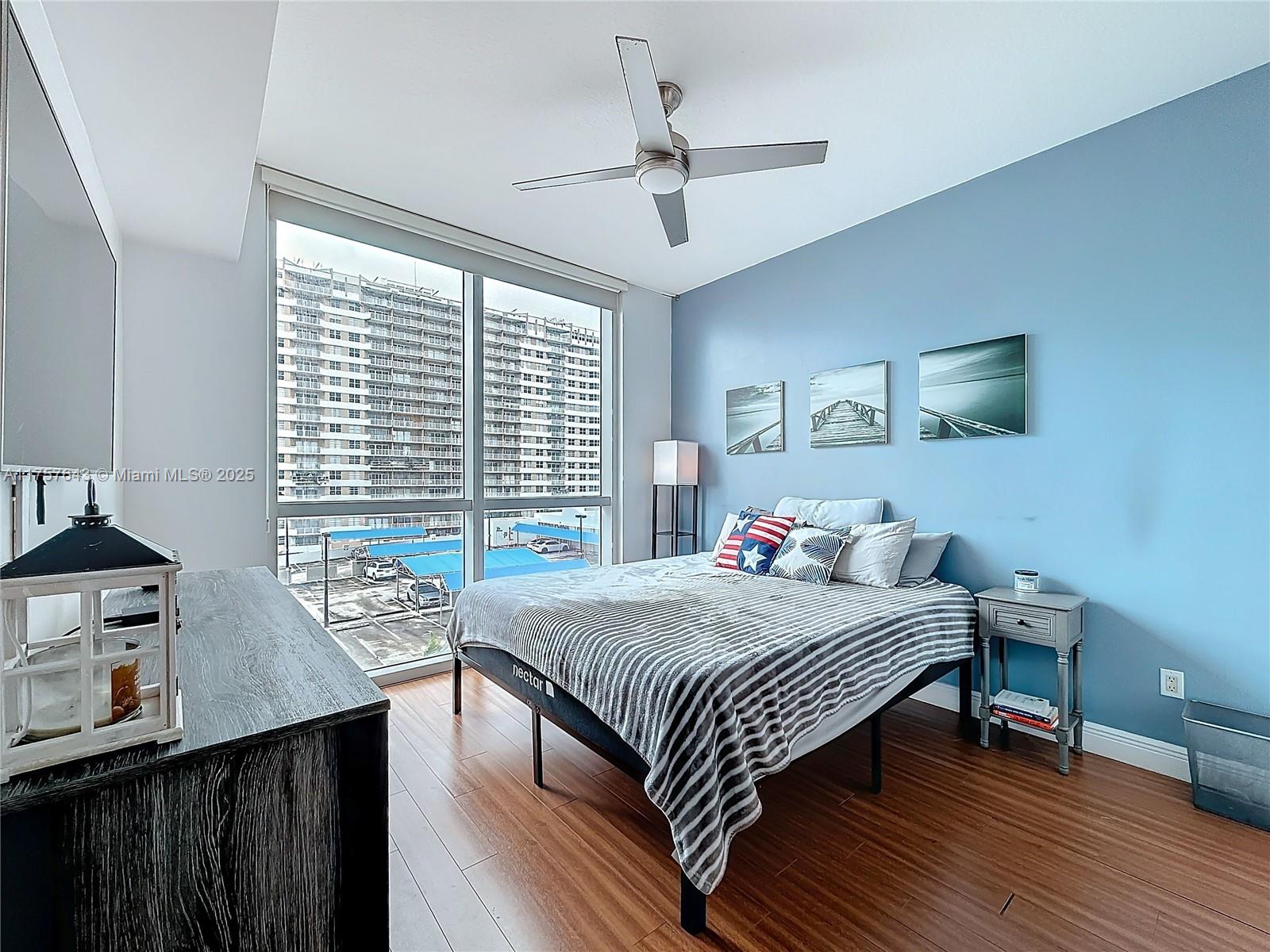 OCEAN MARINE YACHT CLUB C - Residential