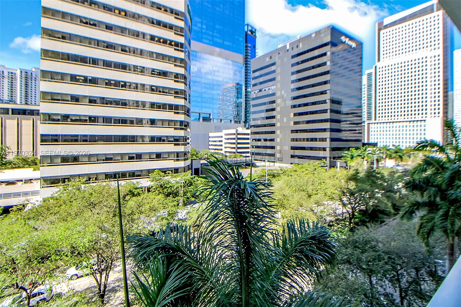 THE PLAZA 901 BRICKELL CO - Residential