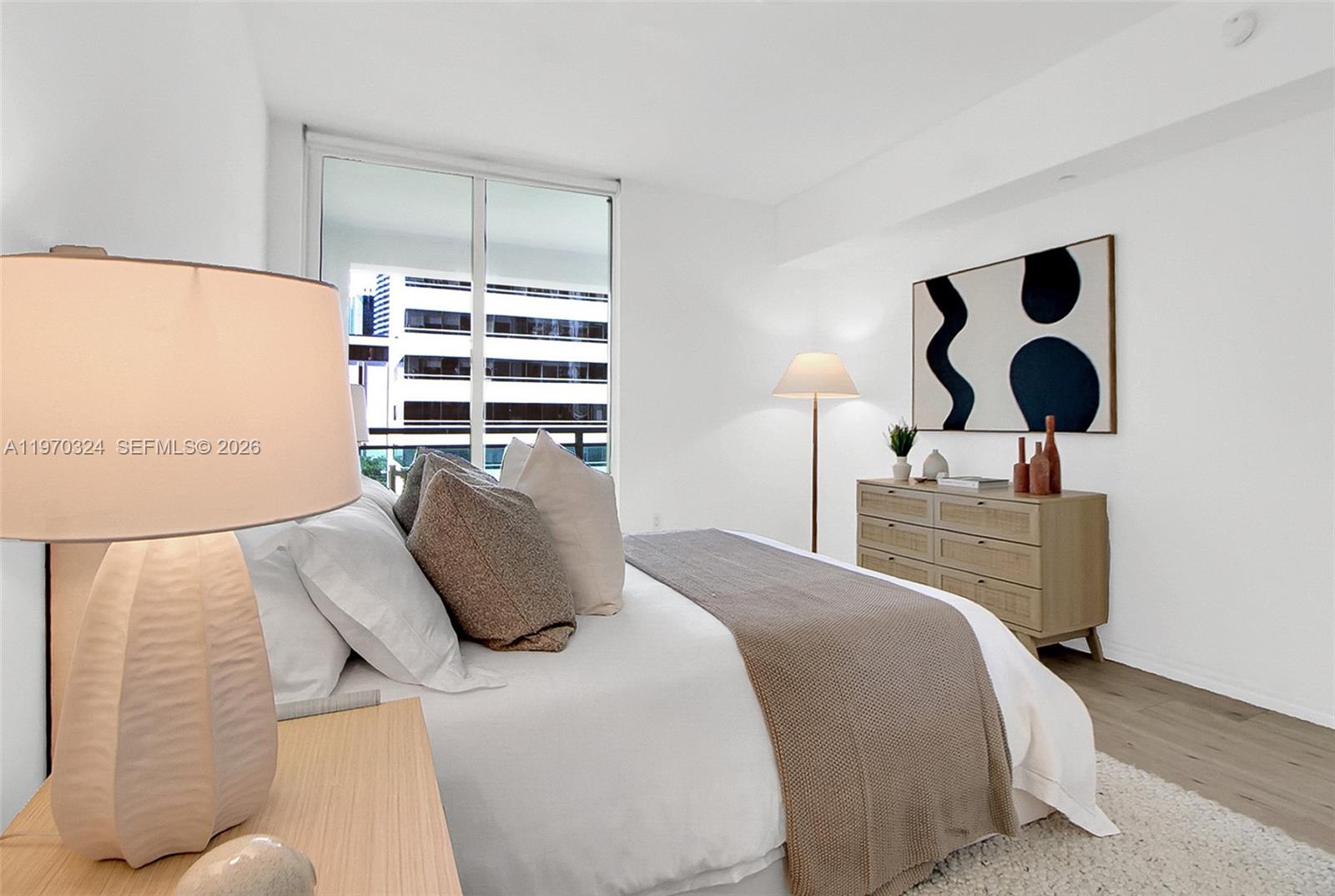 THE PLAZA 901 BRICKELL CO - Residential