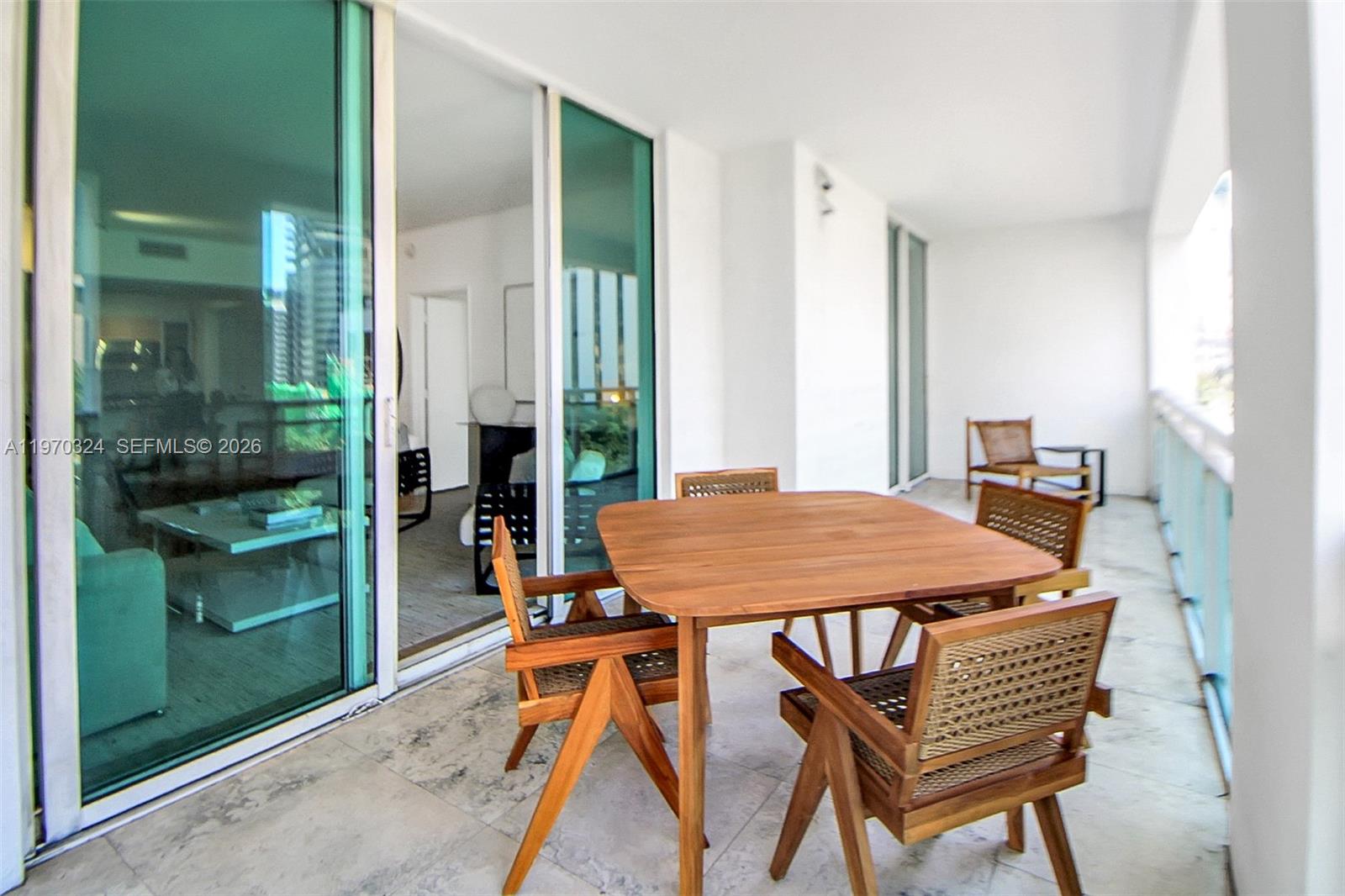 THE PLAZA 901 BRICKELL CO - Residential