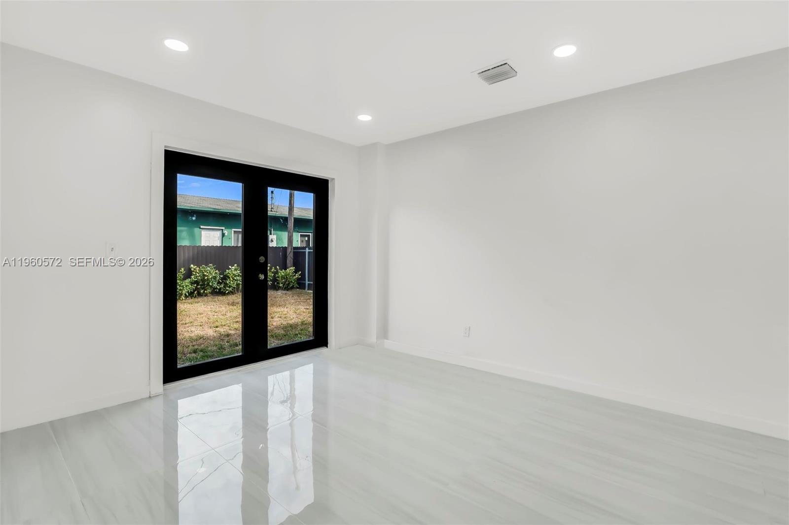 FOSTER PARK - Residential