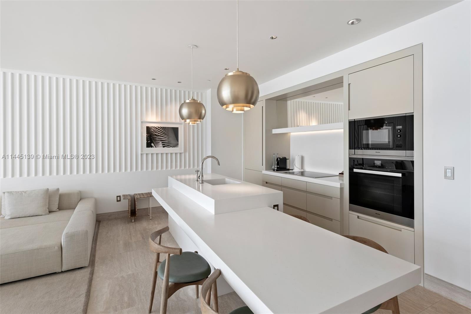 SURF CLUB CONDO - Residential