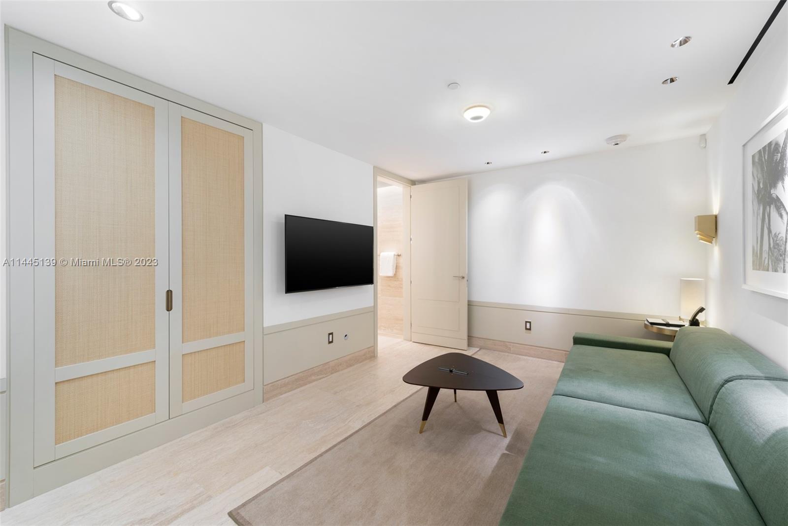 SURF CLUB CONDO - Residential