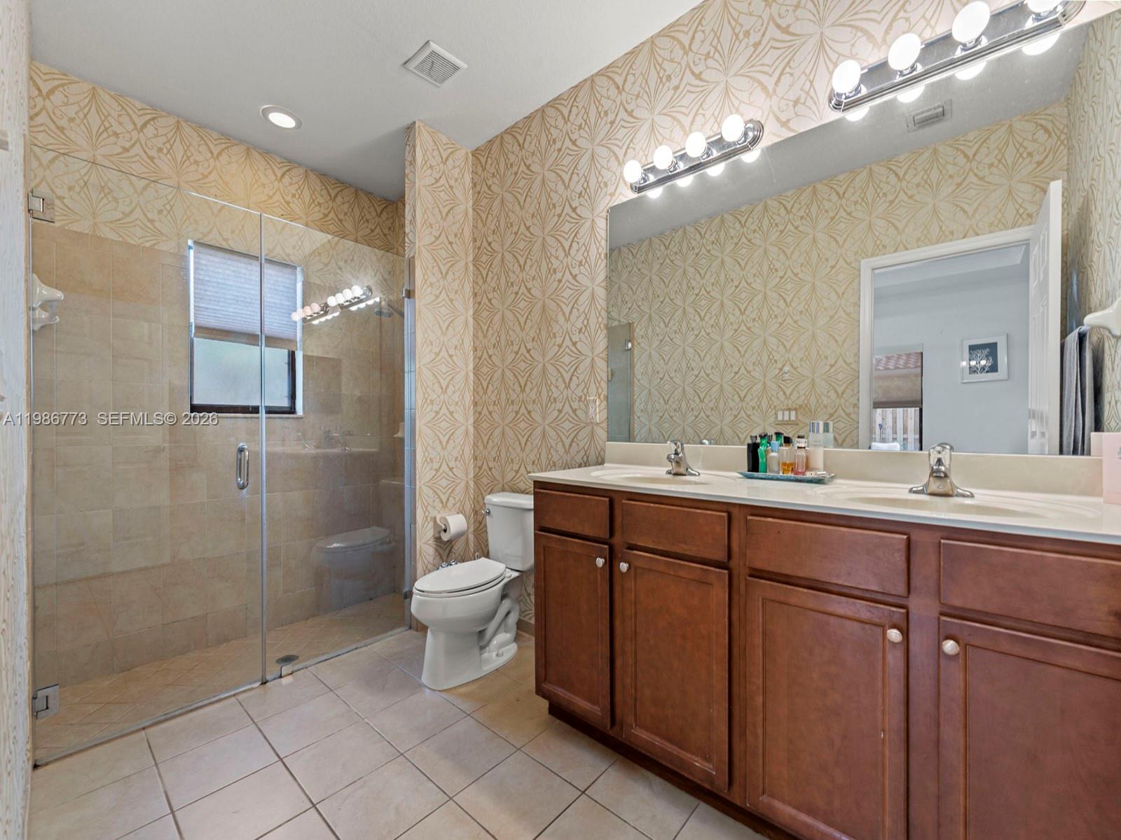 VENETIAN PARC WEST - Residential