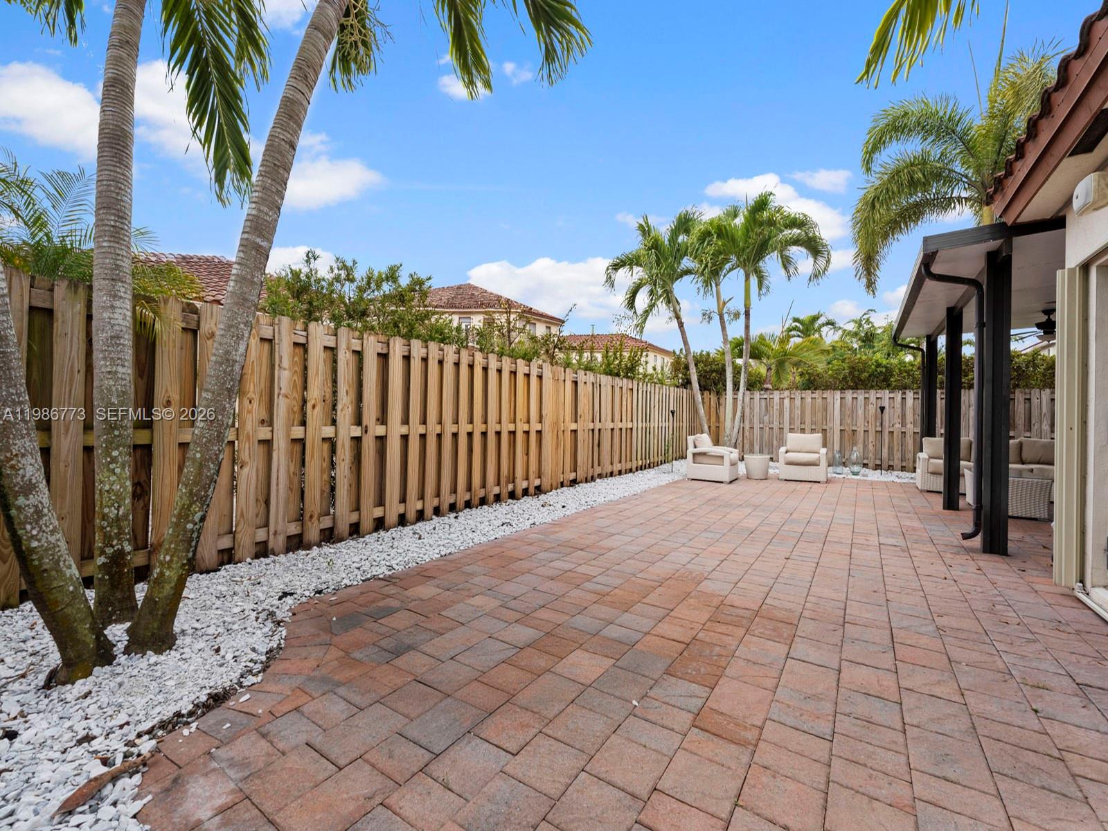 VENETIAN PARC WEST - Residential