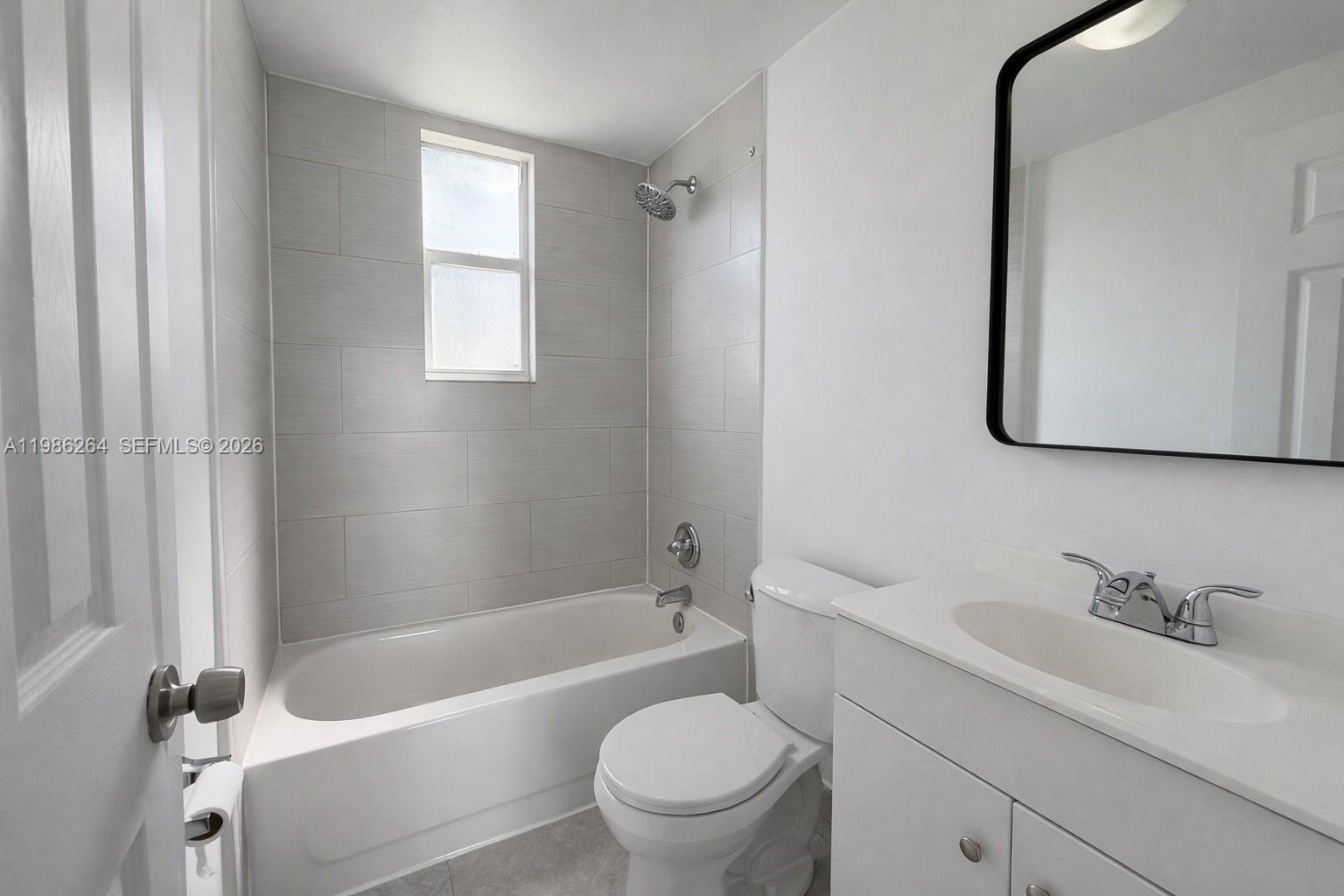 MIAMI NORTH - Residential Lease