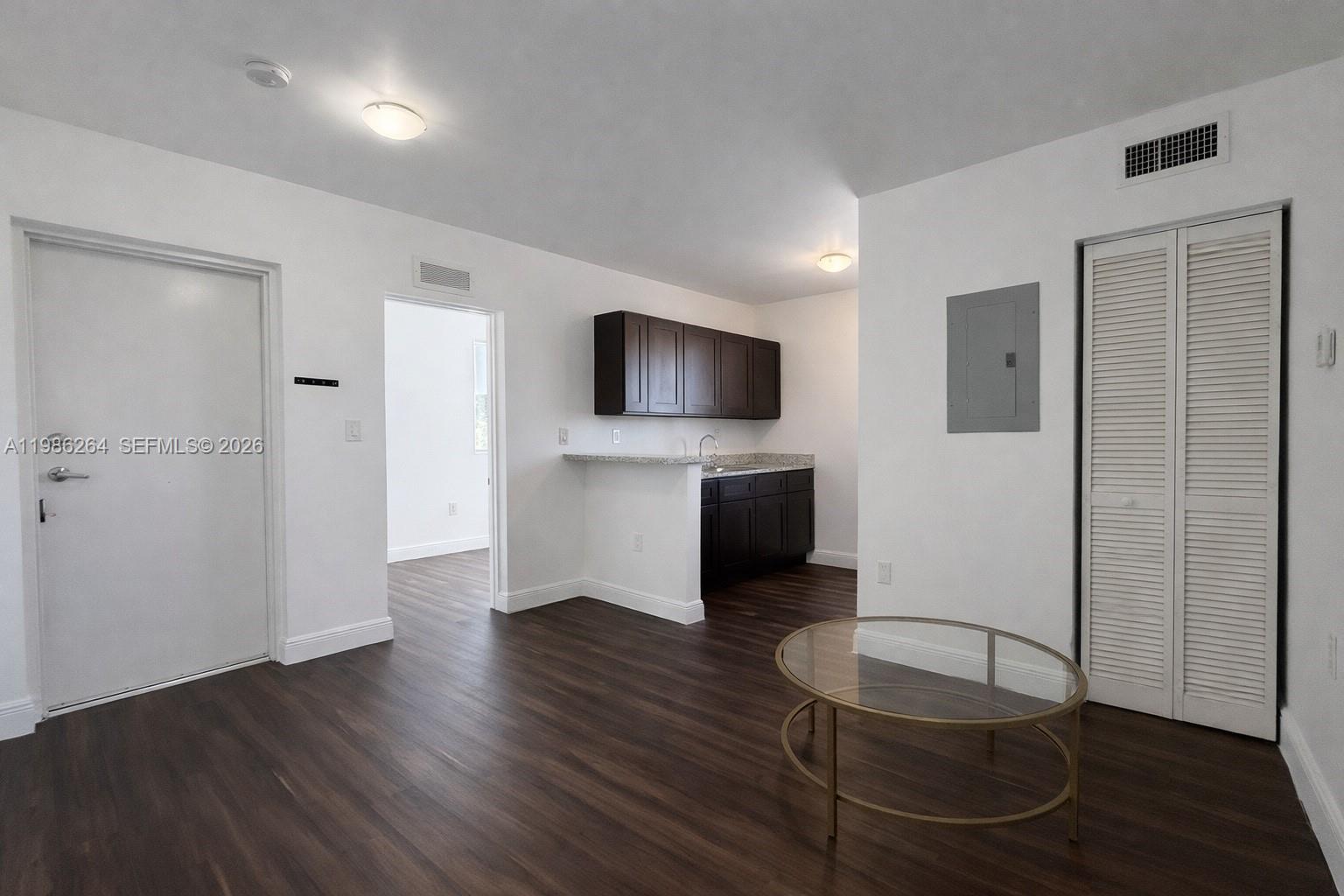 MIAMI NORTH - Residential Lease