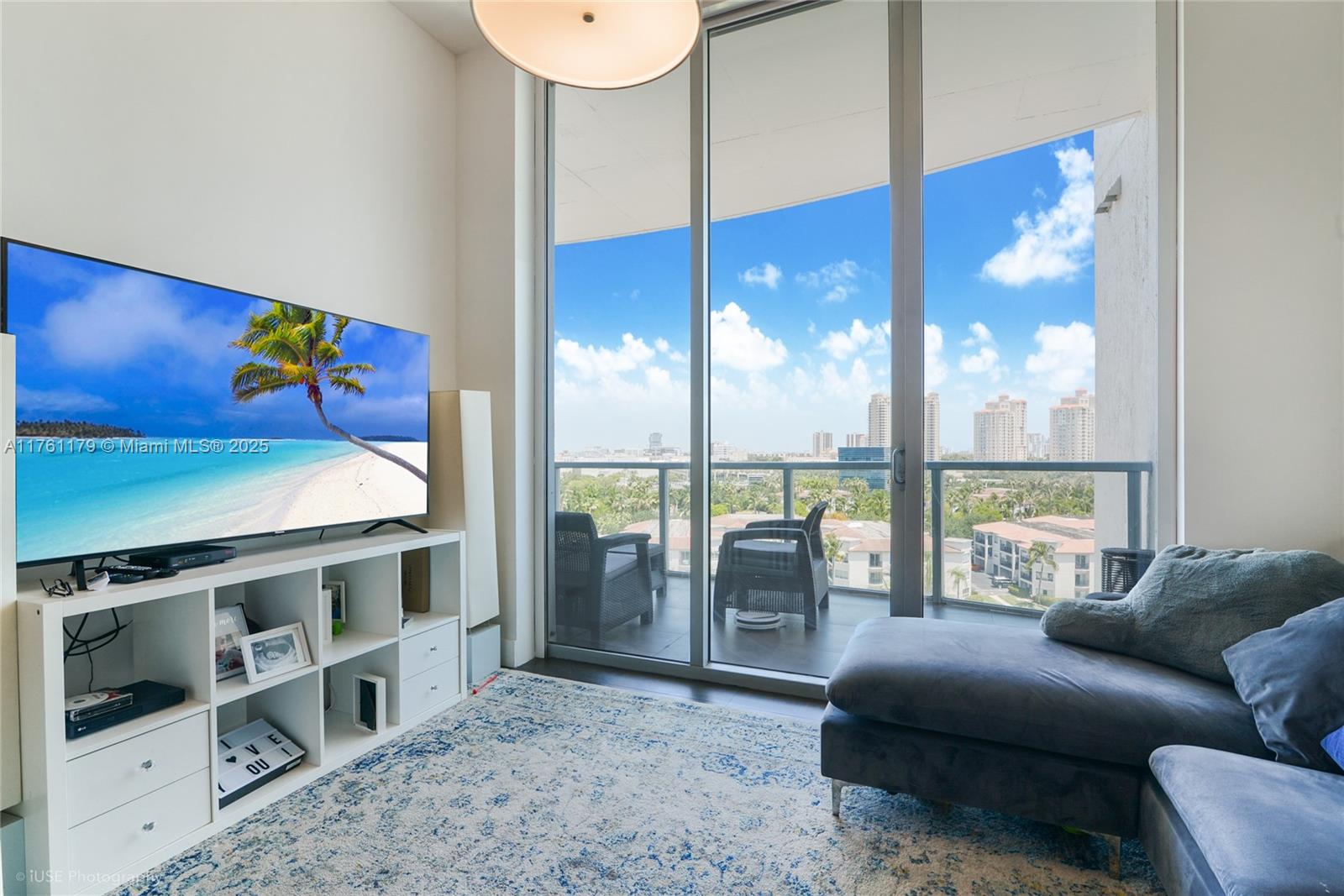 UPTOWN MARINA LOFTS CONDO - Residential