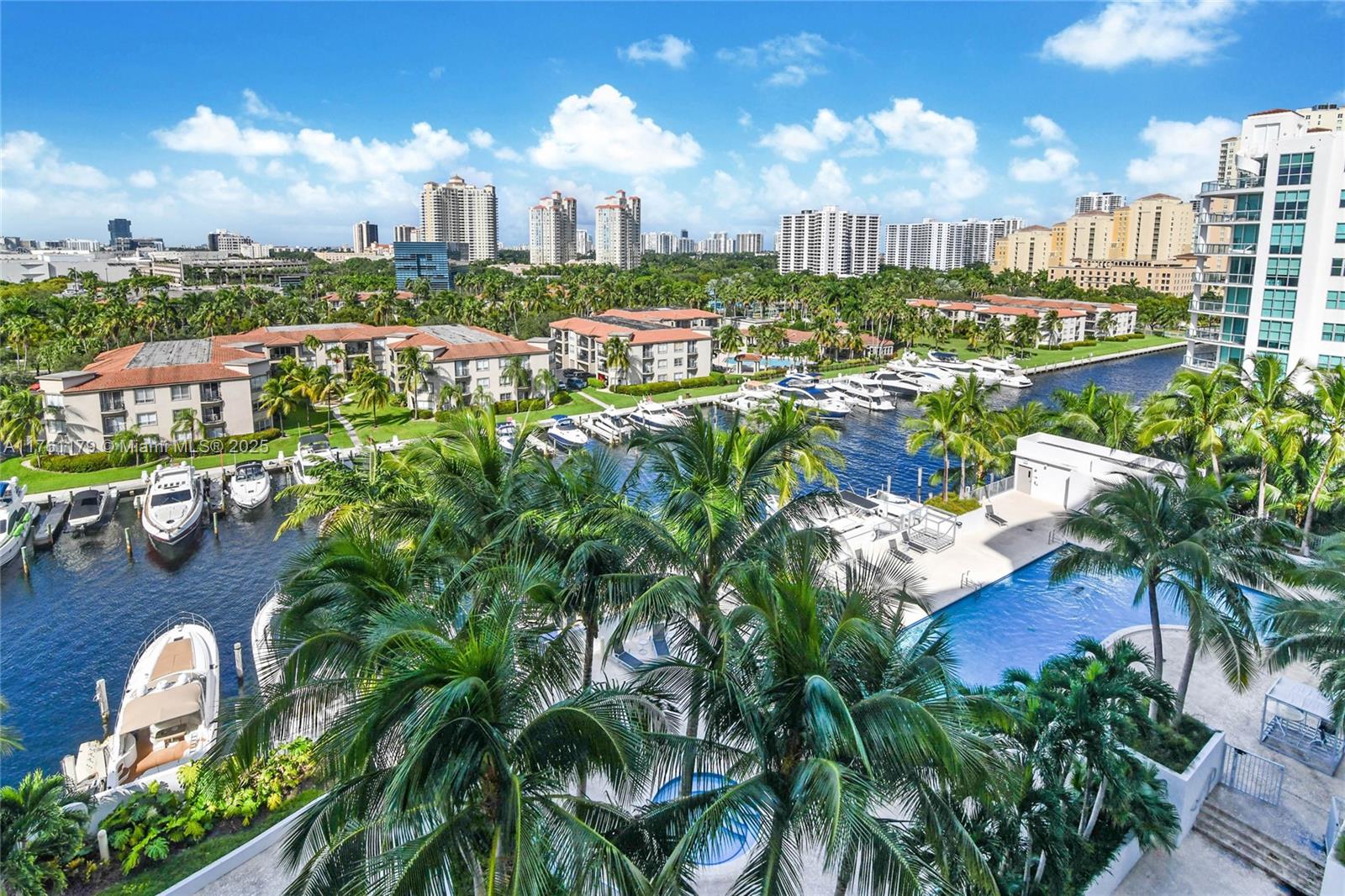 3029 Ne 188th St 818, Aventura, Miami-Dade County, Florida - 2 Bedrooms  
2 Bathrooms - 