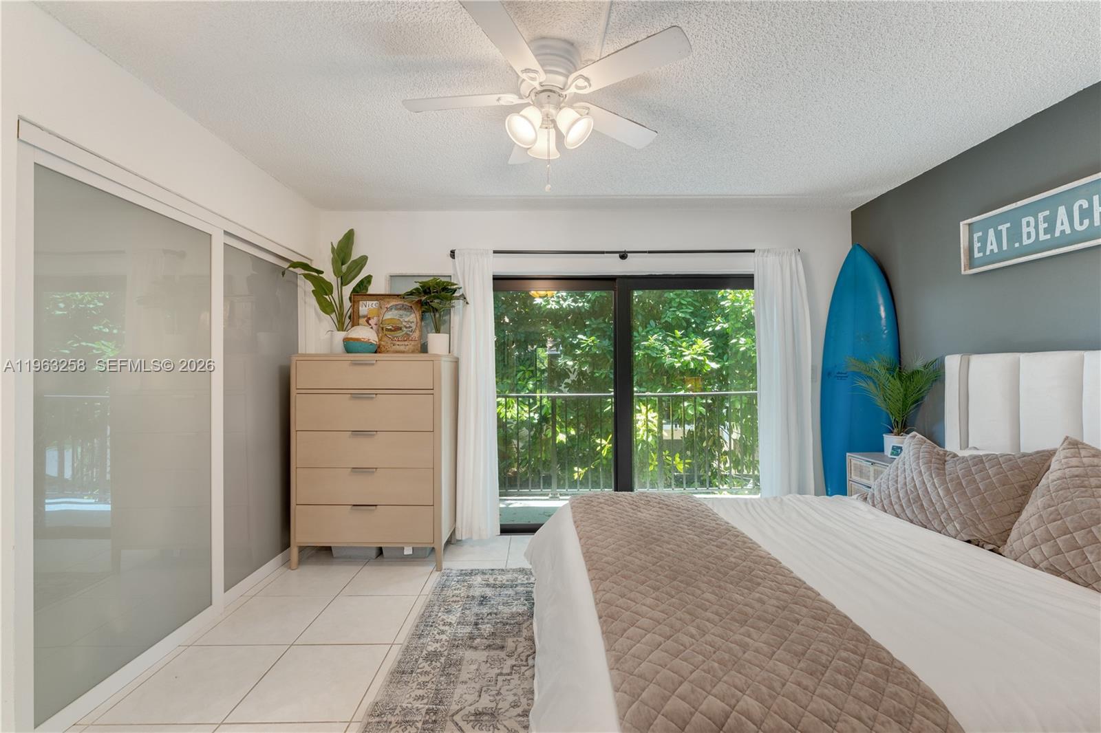 GROVE PARADISE CONDO - Residential