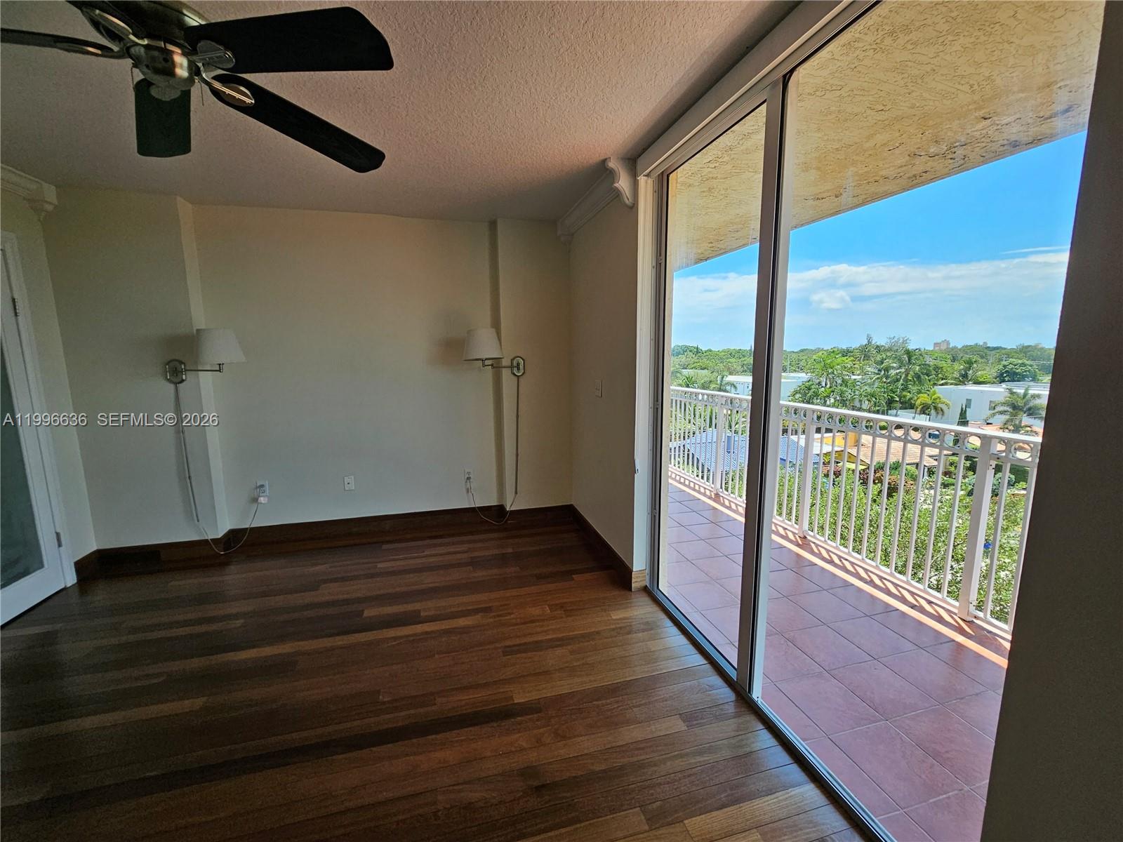 MARBELLA CONDO - Residential