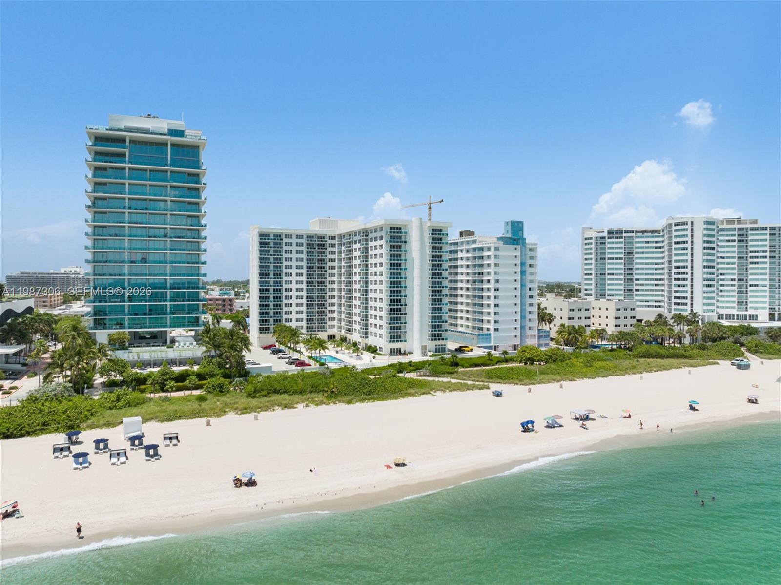 THE COLLINS CONDO - Residential Lease