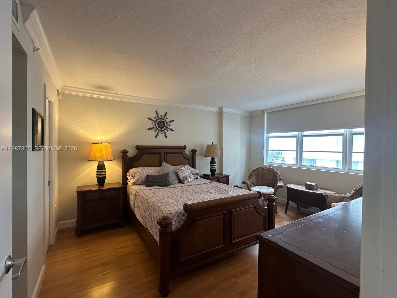 THE COLLINS CONDO - Residential Lease