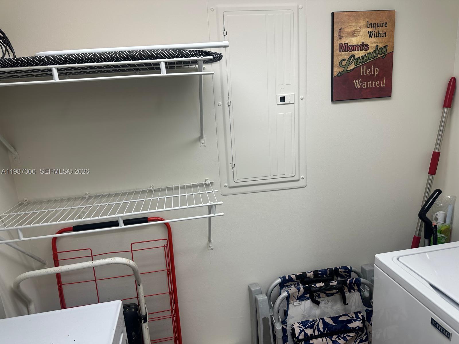 THE COLLINS CONDO - Residential Lease