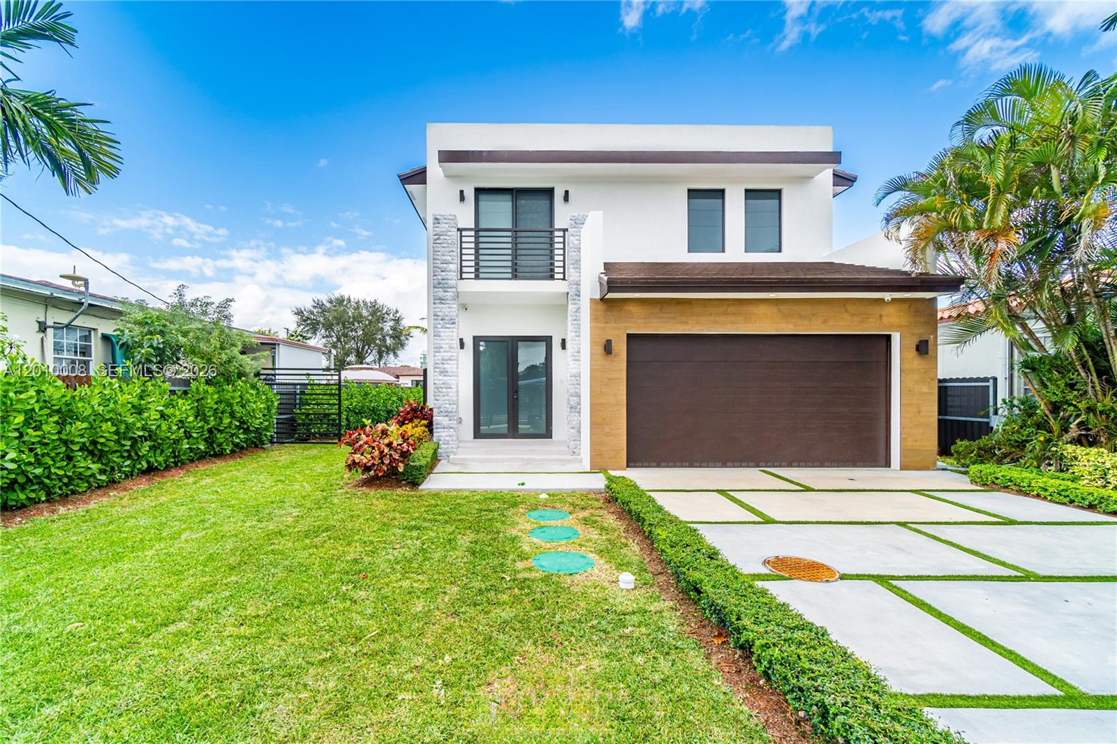 CORAL WAY CENTER AMD - Residential