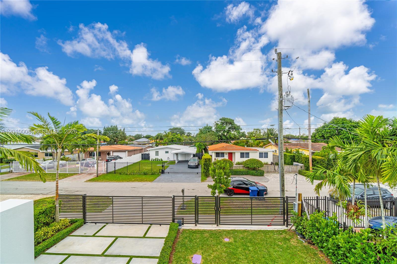 CORAL WAY CENTER AMD - Residential