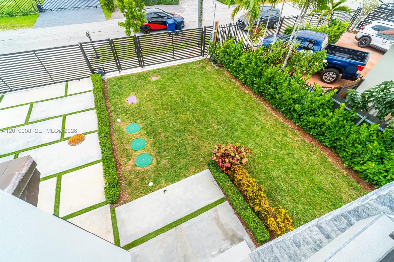 CORAL WAY CENTER AMD - Residential