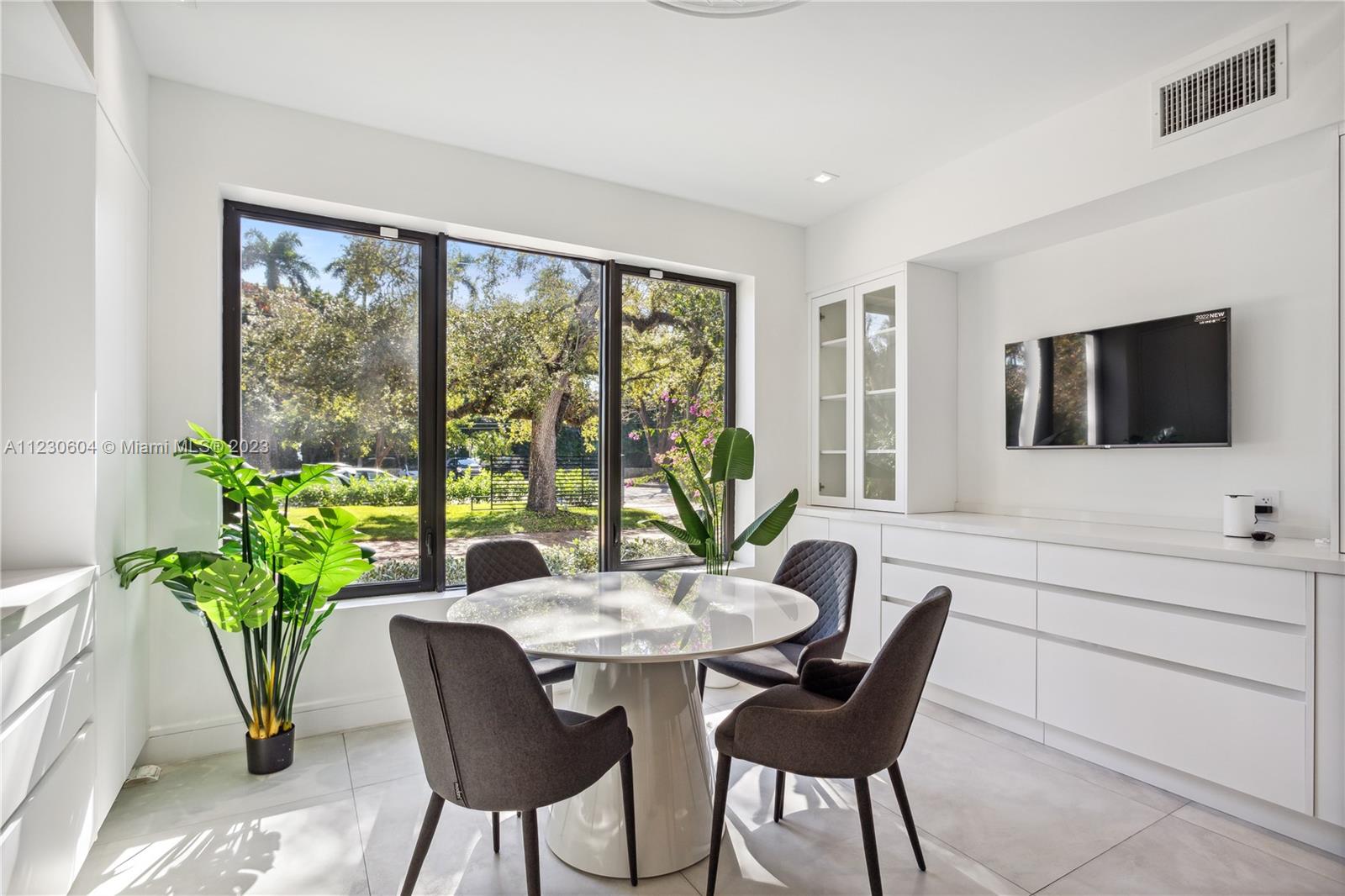 WM J BRYAN TR AMD - Residential