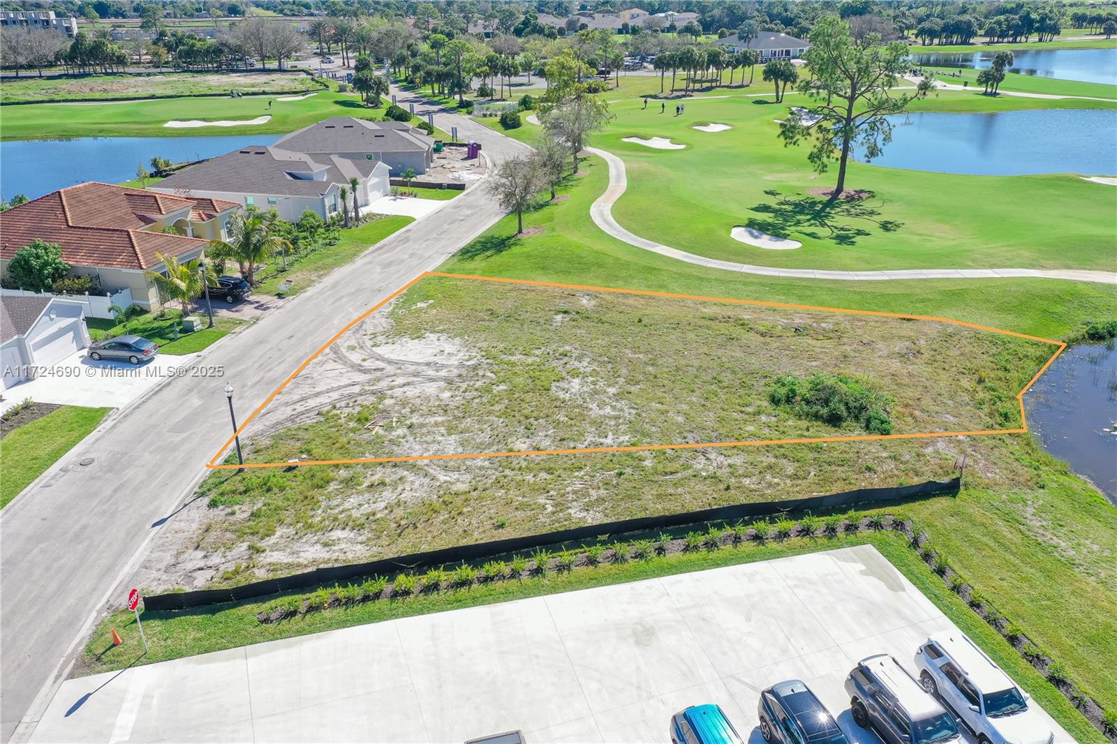 Buildable Golf Course Front Lot located on the 9th hole with pond and Golf course View. Beautiful walkable neighborhood. This parcel is one of the largest lots in the neighborhood and no neighbors on one side. Over 13,000 Sq.ft . OWNER FINANCING AVAILABLE at 65% LTV .
Build your next home and enjoy the pleasures of Lehigh Acres Florida. Just 20 minutes to SouthWest Florida International Airport, Cape Coral & Ft. Myers.