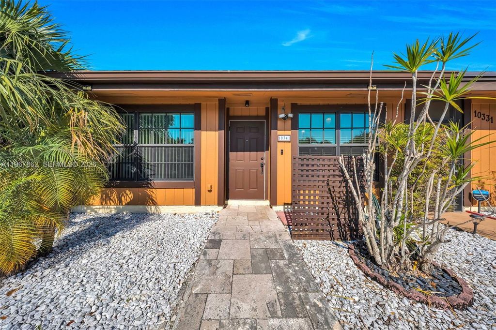 Photo of 10341 Orange Ct, Pembroke Pines, FL 33026 (MLS # A11967862)