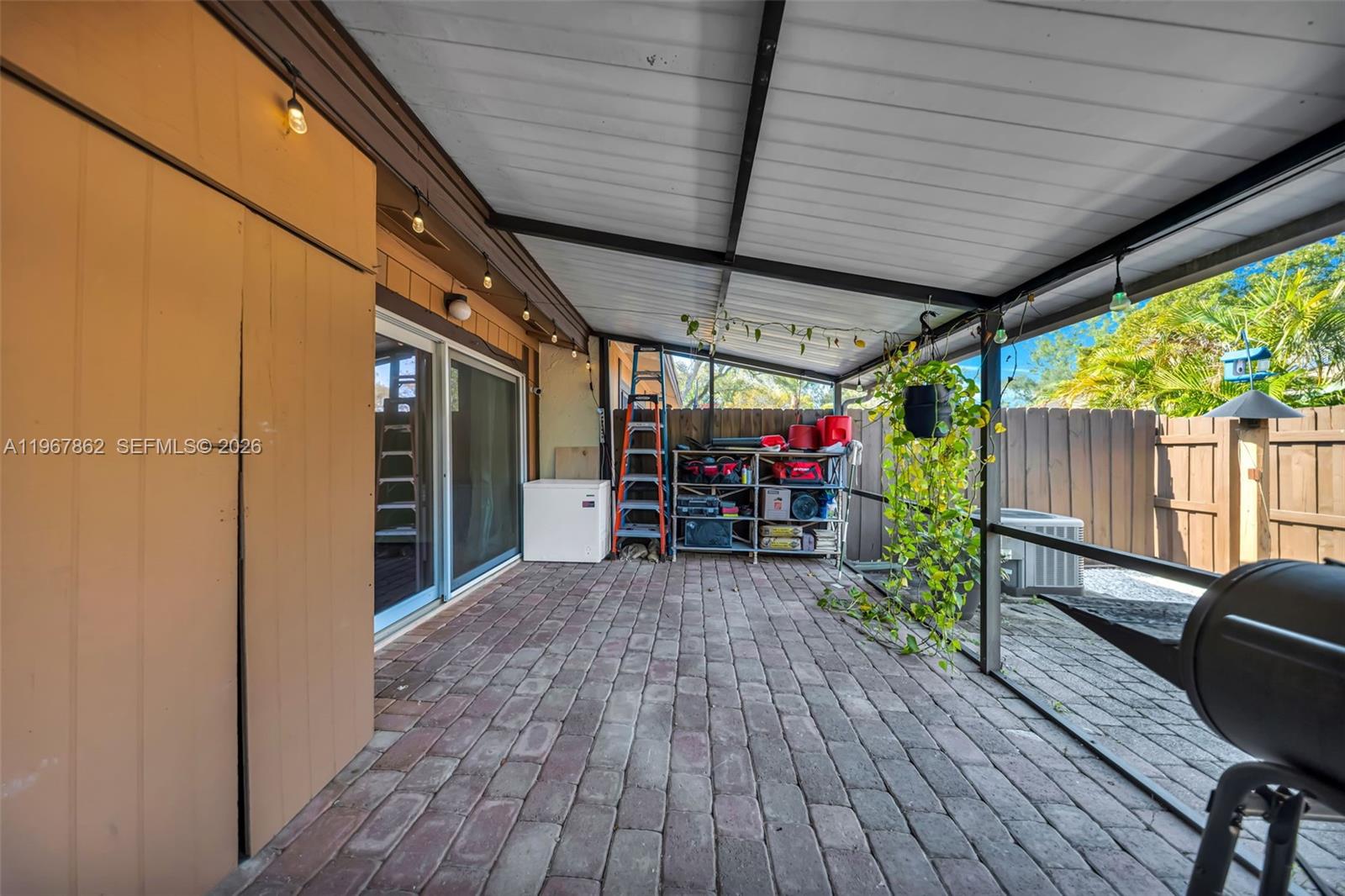 EVERGLADES SUGAR & LAND C - Residential