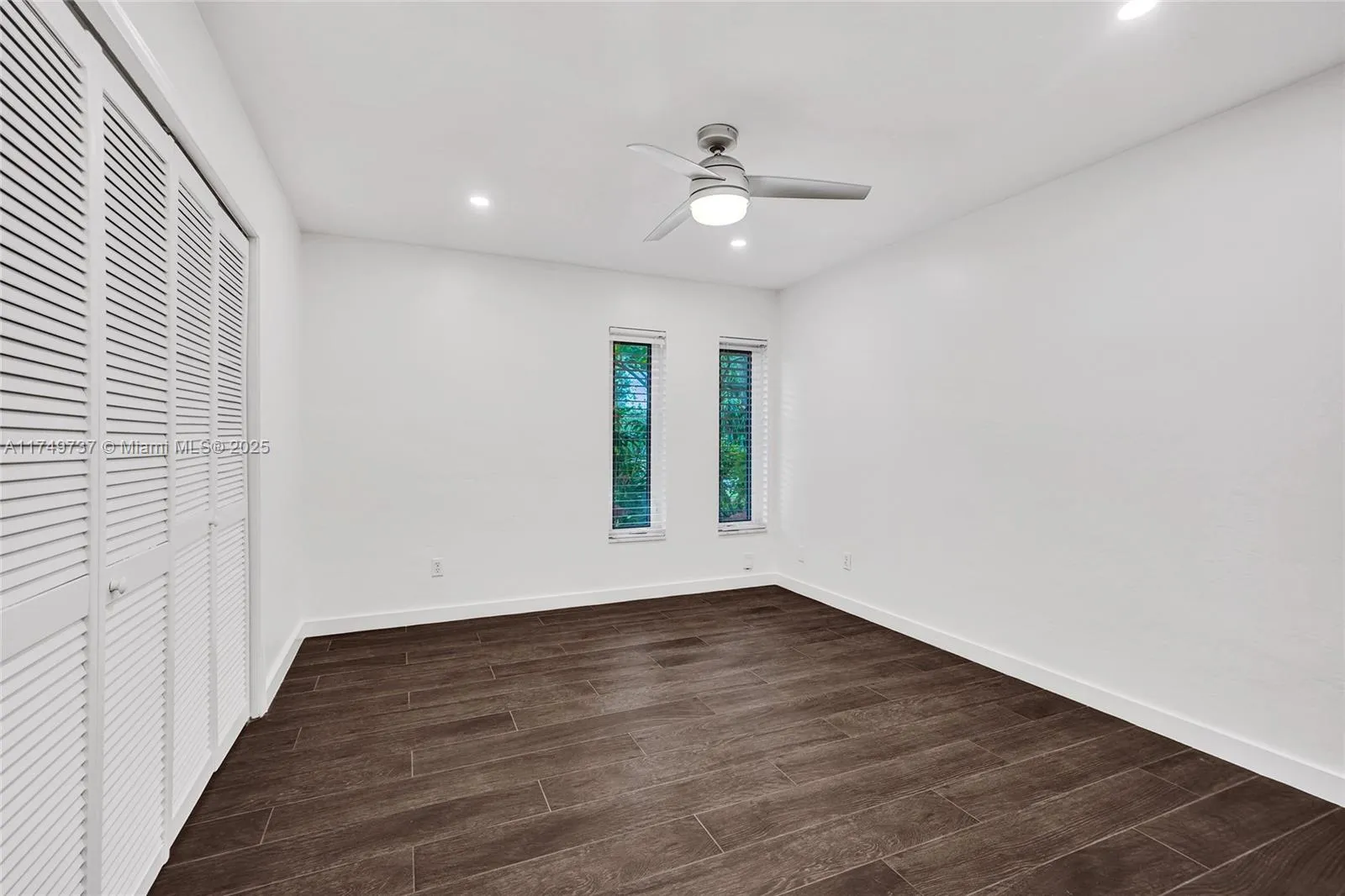 Palmetto Bay, Florida 33157, United States, 4 Bedrooms Bedrooms, ,2 BathroomsBathrooms,Residential,Active,115709