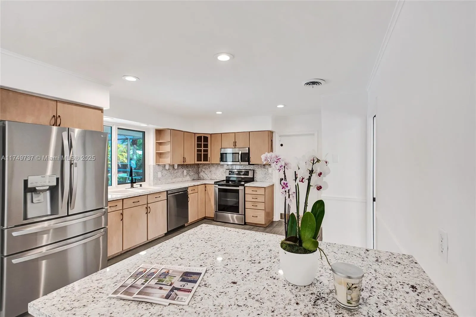 Palmetto Bay, Florida 33157, United States, 4 Bedrooms Bedrooms, ,2 BathroomsBathrooms,Residential,Active,115709