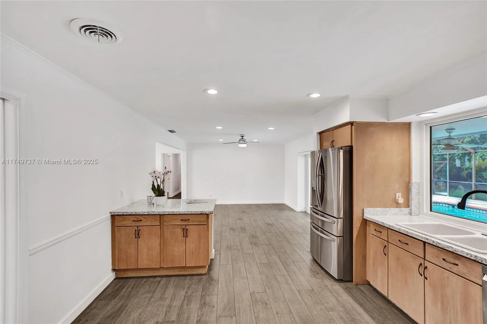 Palmetto Bay, Florida 33157, United States, 4 Bedrooms Bedrooms, ,2 BathroomsBathrooms,Residential,Active,115709