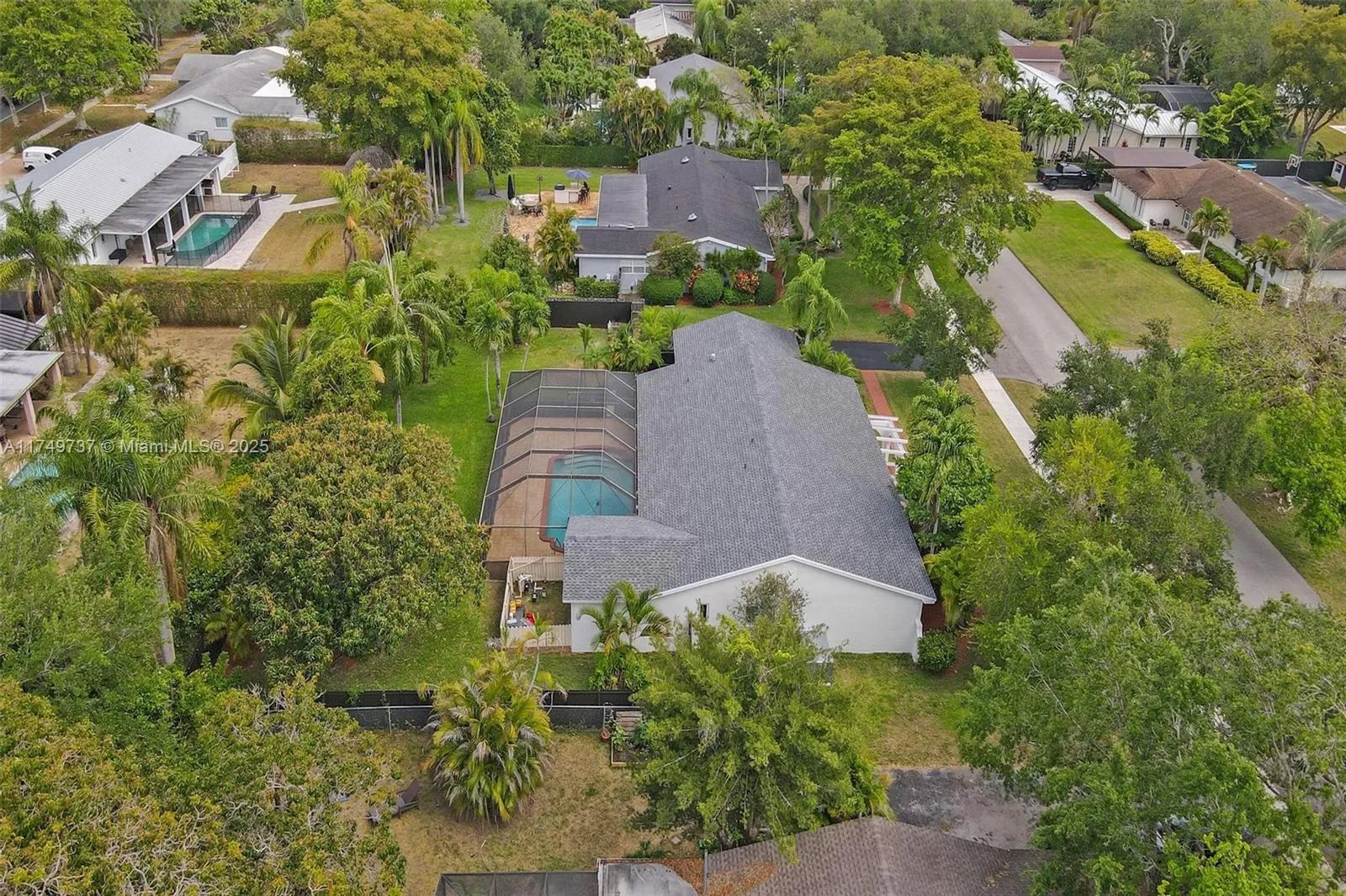 Palmetto Bay, Florida 33157, United States, 4 Bedrooms Bedrooms, ,2 BathroomsBathrooms,Residential,Active,115709