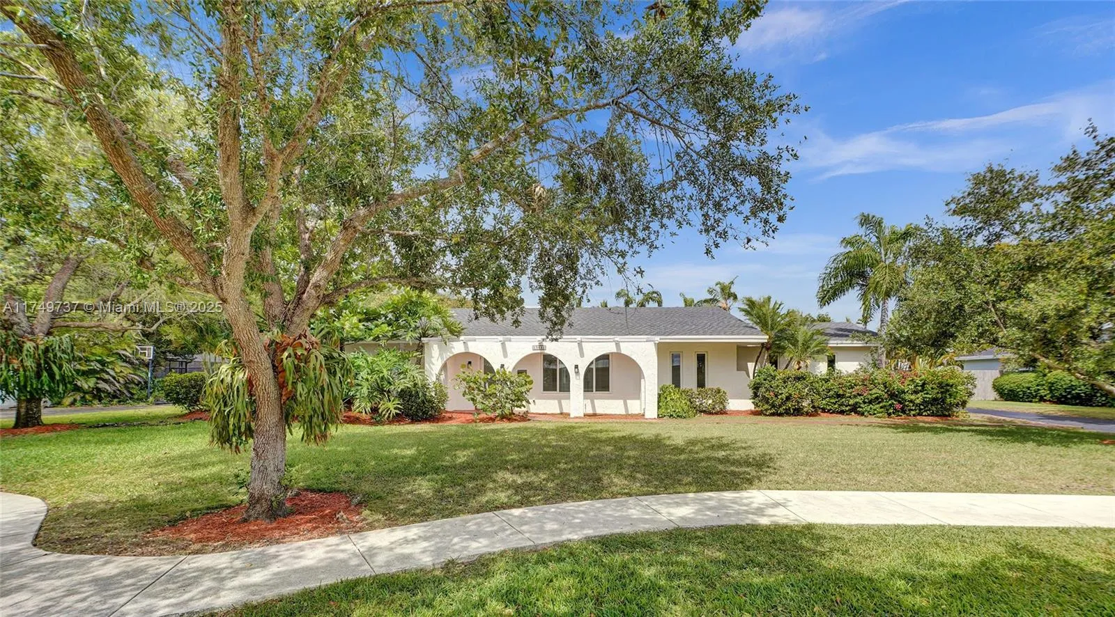 Palmetto Bay, Florida 33157, United States, 4 Bedrooms Bedrooms, ,2 BathroomsBathrooms,Residential,Active,115709