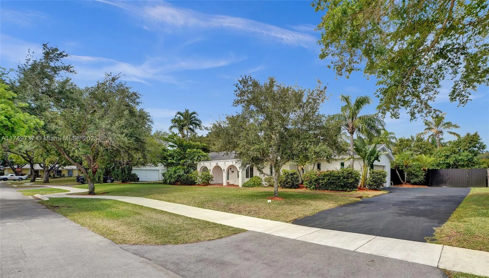 Palmetto Bay, Florida 33157, United States, 4 Bedrooms Bedrooms, ,2 BathroomsBathrooms,Residential,Active,115709