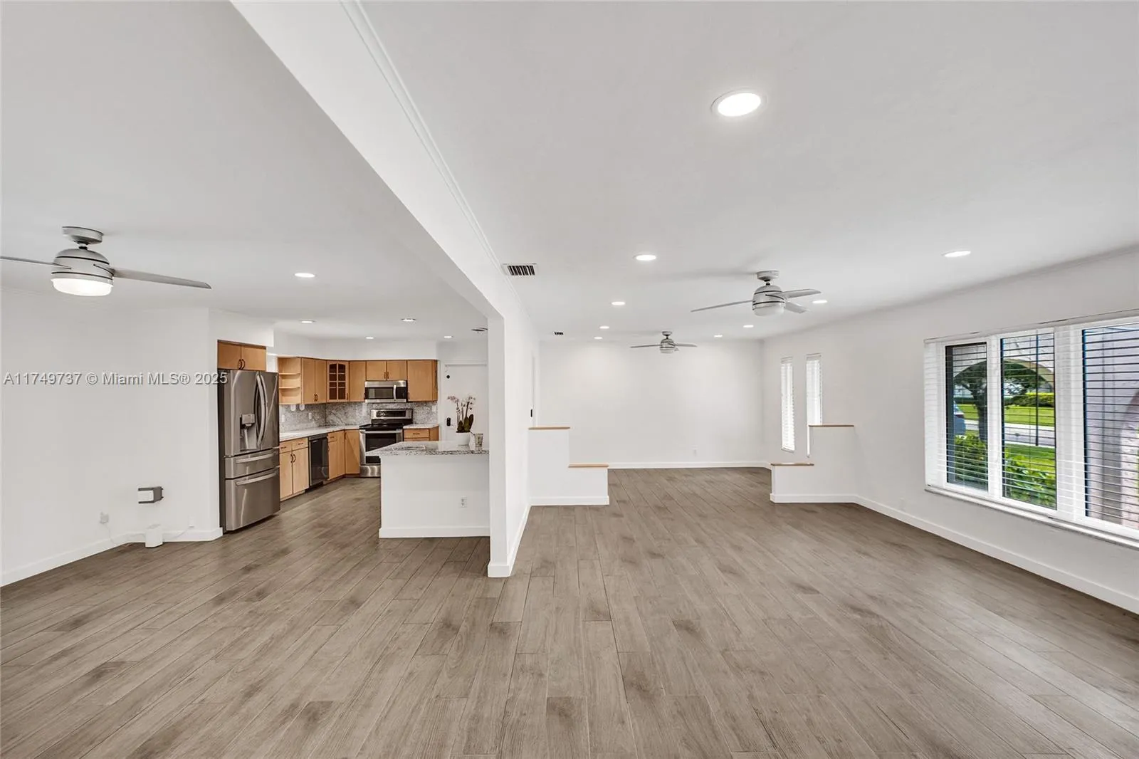 Palmetto Bay, Florida 33157, United States, 4 Bedrooms Bedrooms, ,2 BathroomsBathrooms,Residential,Active,115709